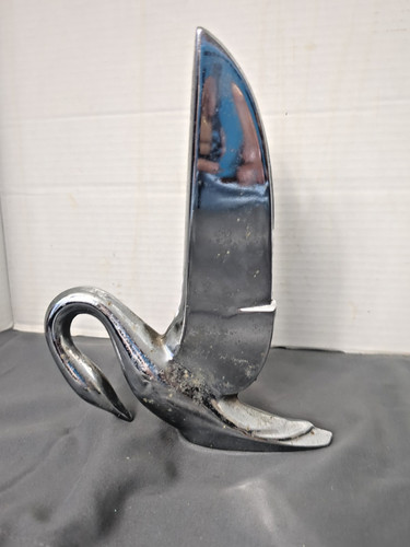 Vintage swan hood ornament - swan,