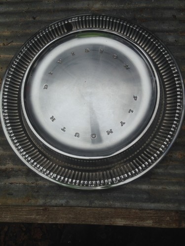 Vintage plymouth chrome hub - chrome,