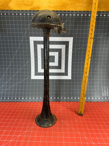 Vtg single trumpet air - air, horn
