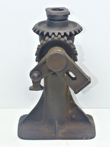 Vintage auto screw jack - 18,