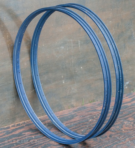 Stepsideballoon tire - 26"24",